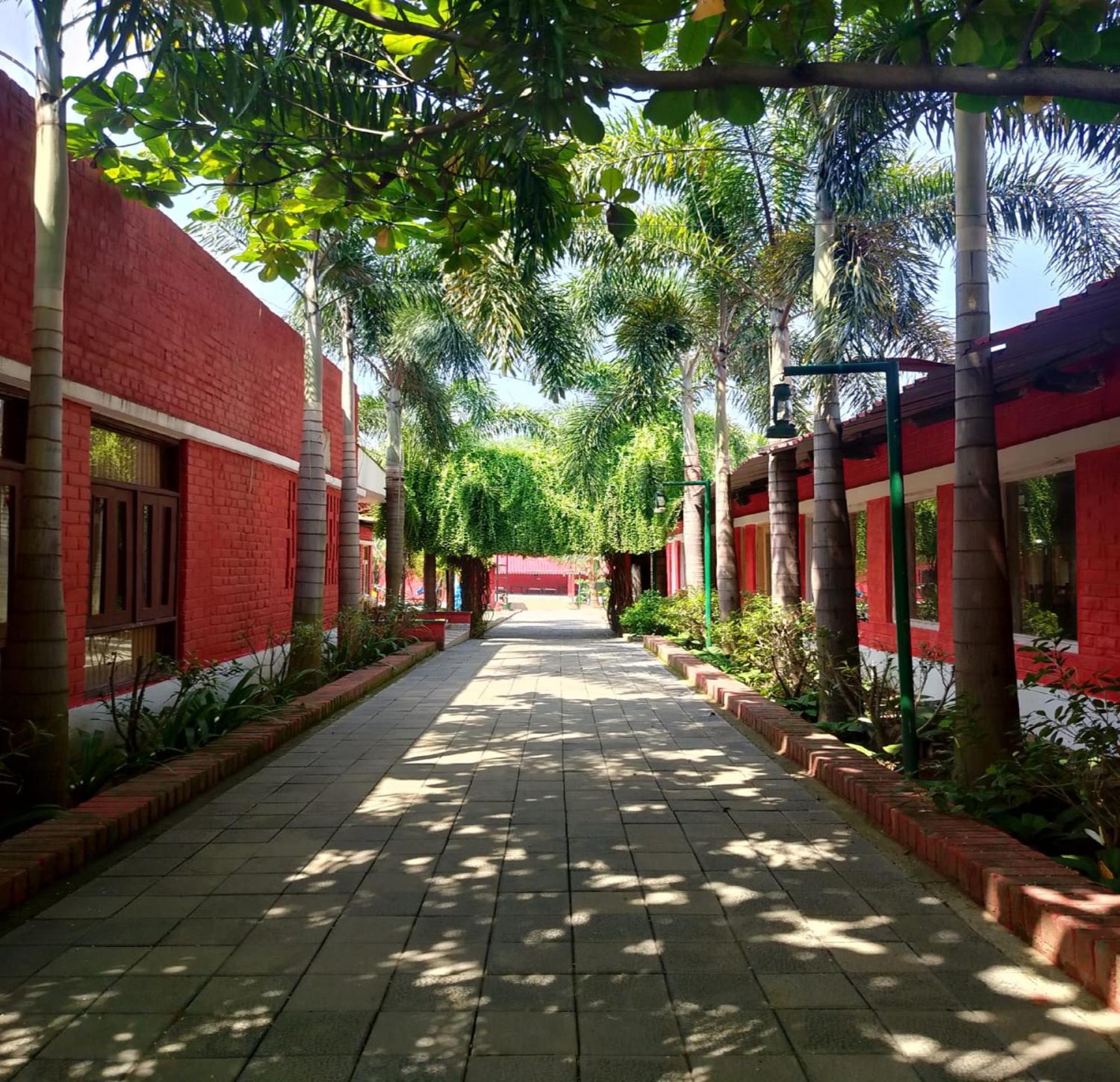 Green Point - Hotels And Resorts In Angul 外观 照片